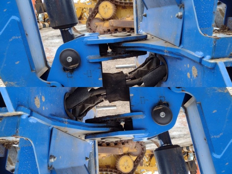 new-holland-boomer-37-image-29