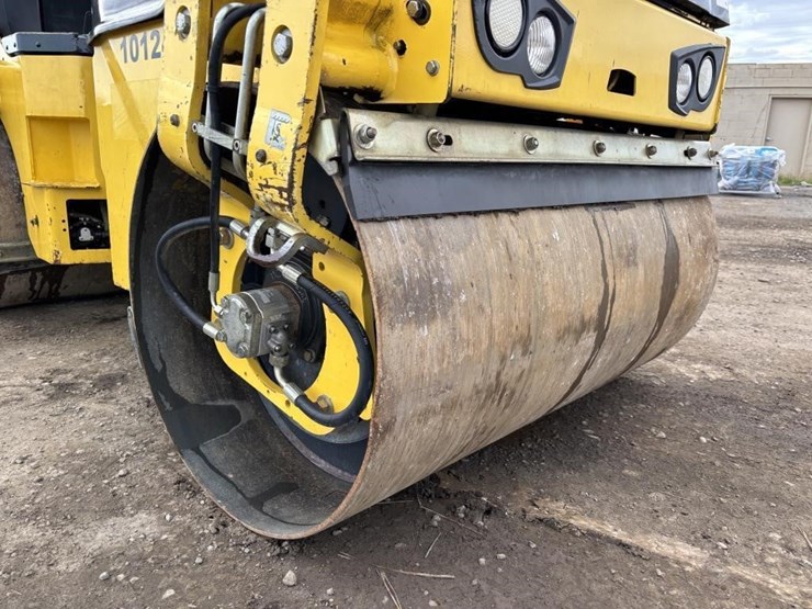 2017-bomag-bw120-image-11