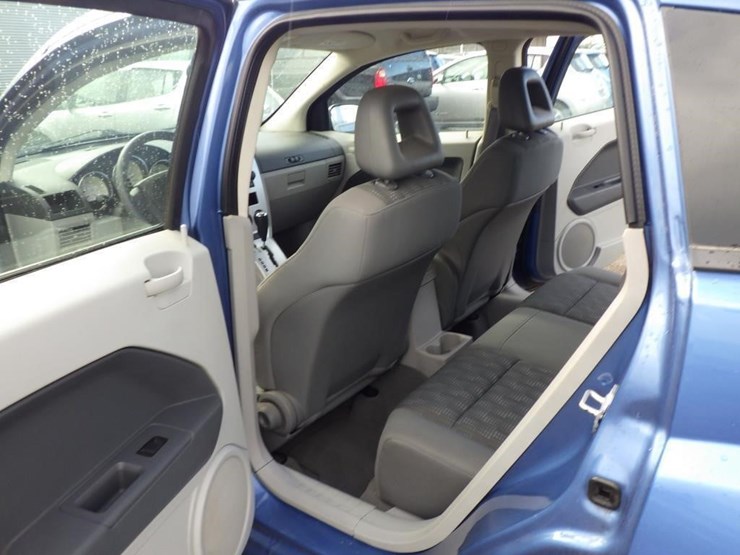 2007-dodge-caliber-image-7