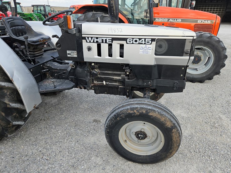 #203585-•-white-6045-tractor-image-3
