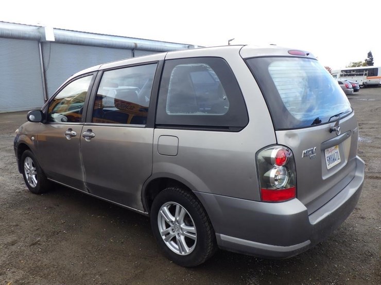 2005-mazda-mpv-image-4