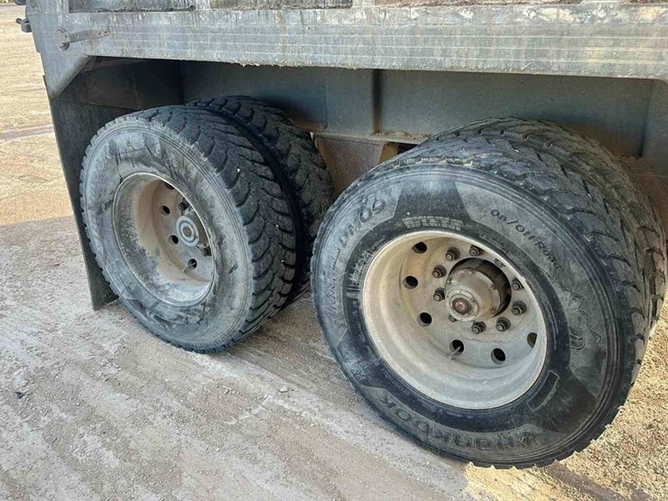 2000-travis-end-dump-image-4