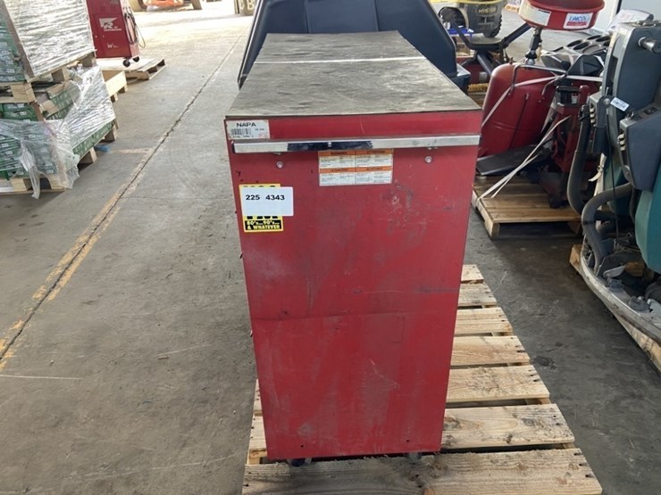 napa-tool-cabinet-image-2