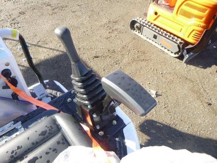 blt-319-hydraulic-excavator-image-20