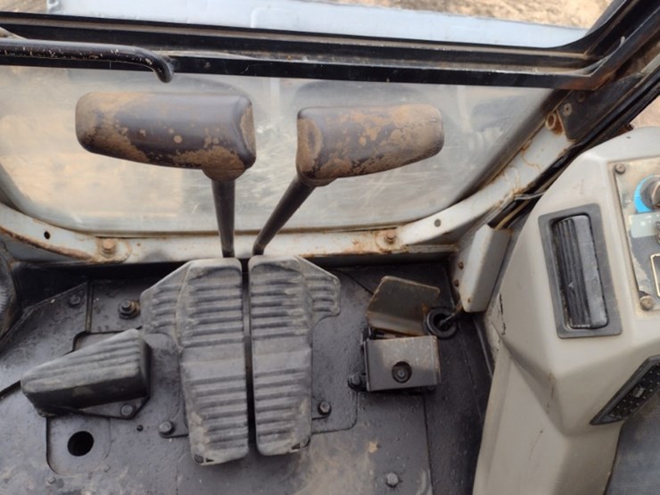 komatsu-pc128uu-2-image-10