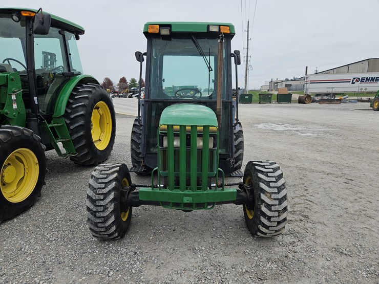 1996-john-deere-5200-image-2