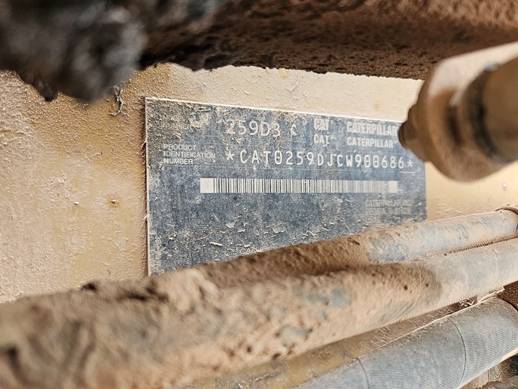 2019-caterpillar-259d3-image-16