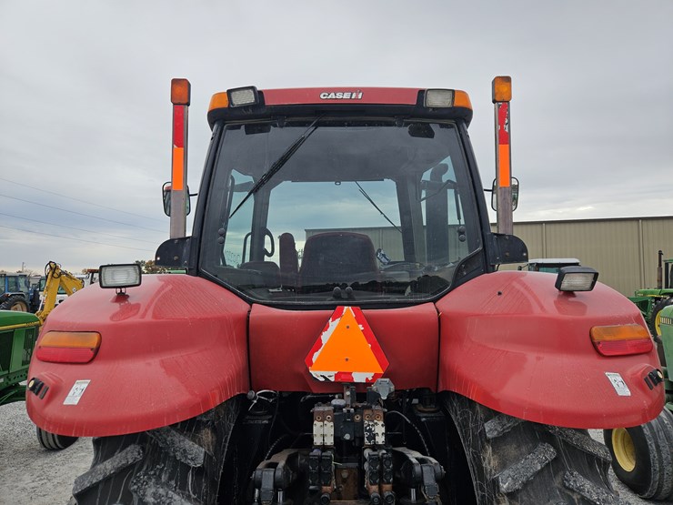 2009-case-ih-magnum-210-image-8
