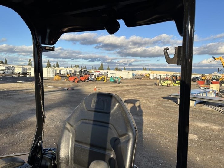 2021-caterpillar-302.7cr-image-40