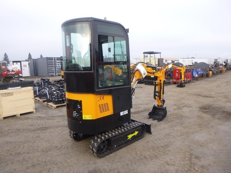 2025-vicsec-vc13c-hydraulic-excavator-image-3