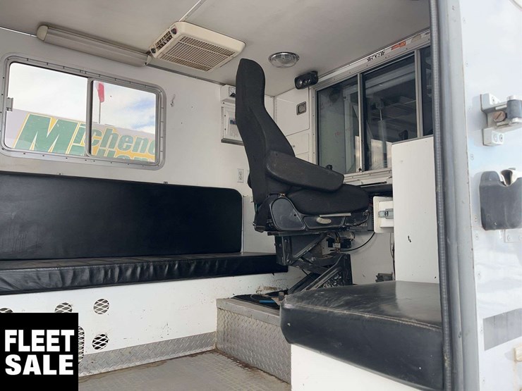 2003-international-9200i-image-15