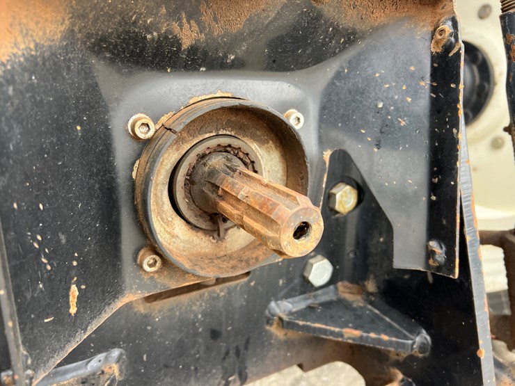 new-holland-ts115a-image-8