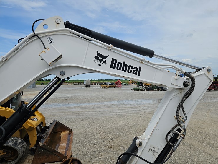 2019-bobcat-e63-image-23