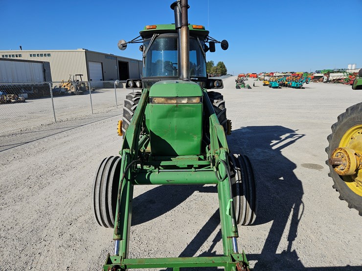 john-deere-4450-image-4