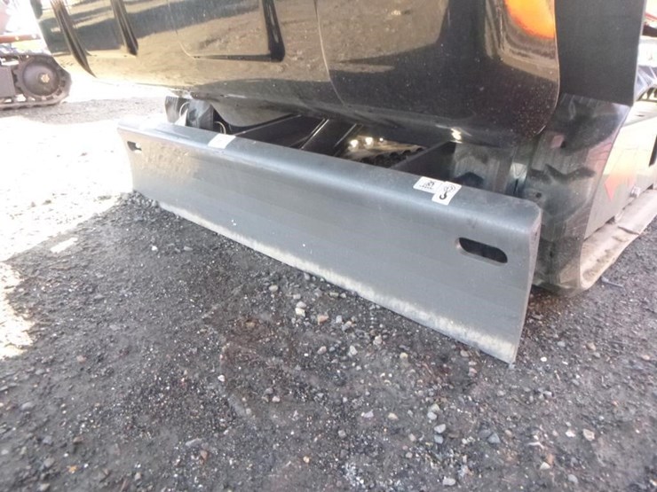 blt-319-hydraulic-excavator-image-14