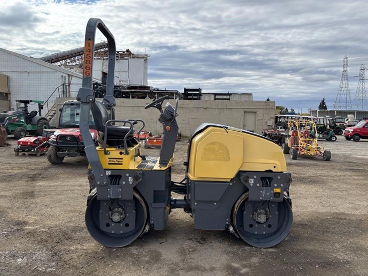 2015-dynapac-cc1200-image-7