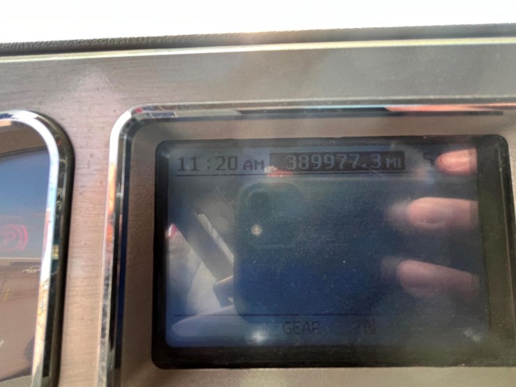 2013-mack-chu613-image-9