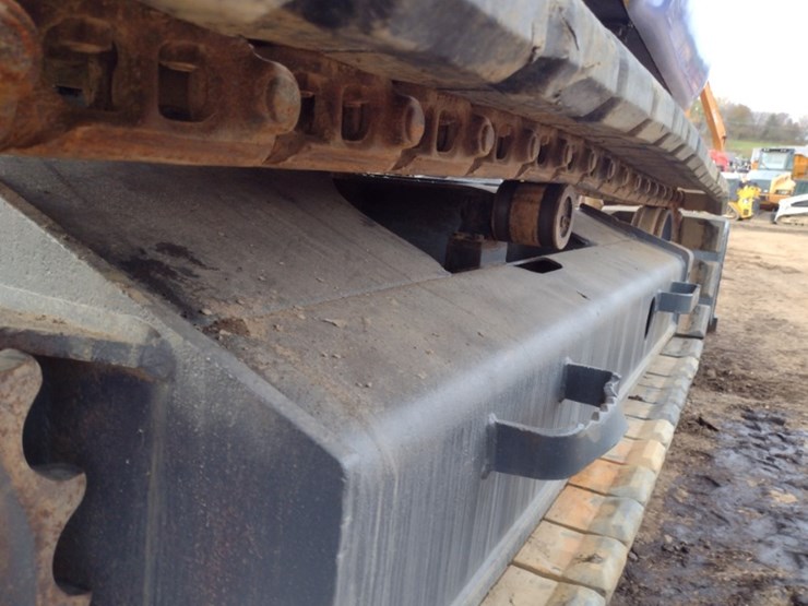 komatsu-pc128uu-2-image-38