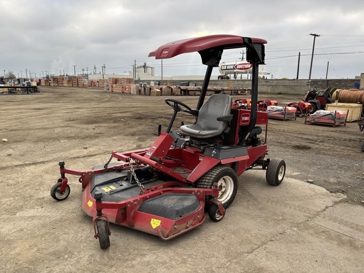 2009-toro-groundsmaster-328d-image-1