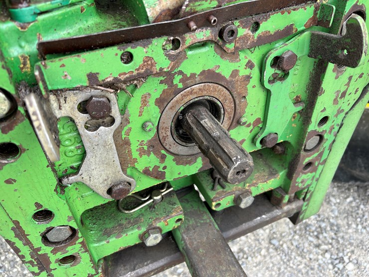 john-deere-6400-image-9