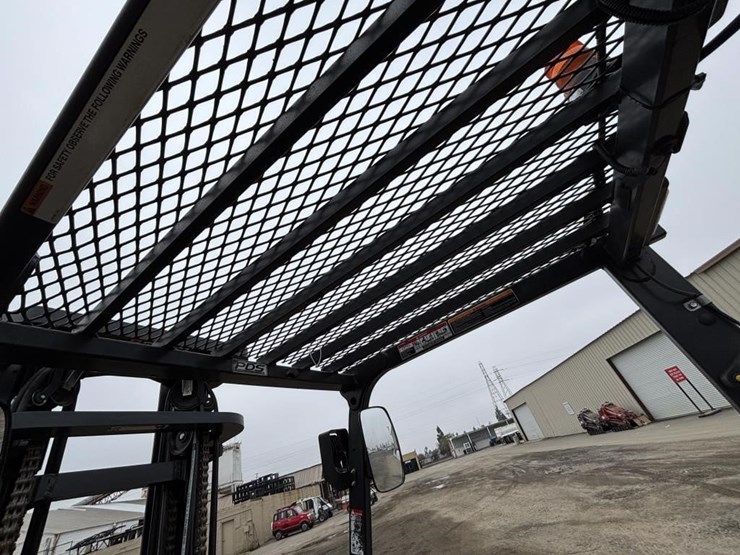 2021-caterpillar-gp30n-image-30