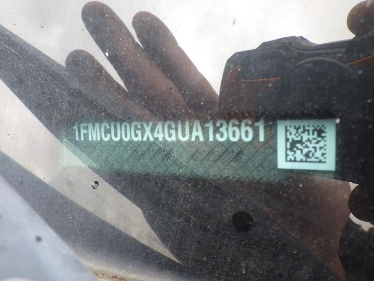 2016-ford-escape-image-15