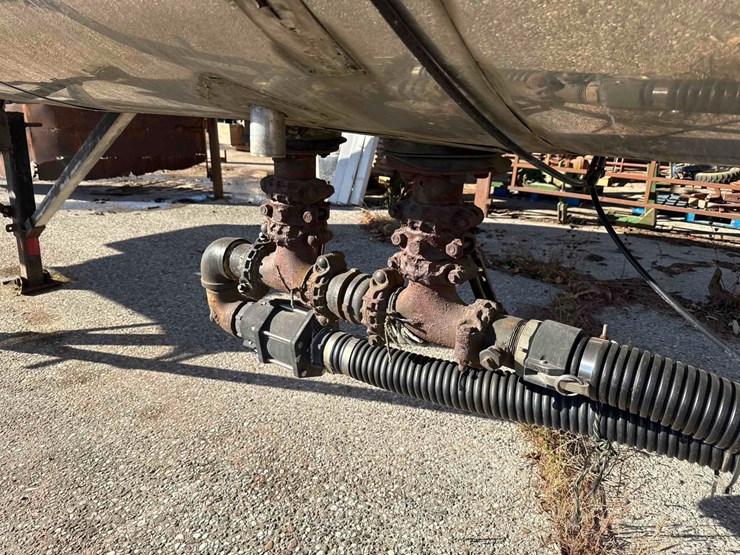 1976-6500-gal-ss-tanker-image-26