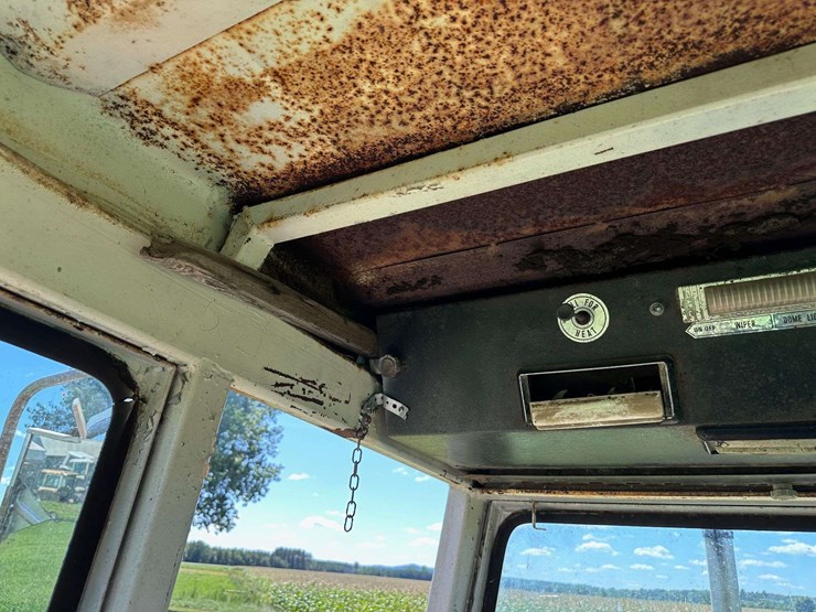 cockshutt-1550-image-61