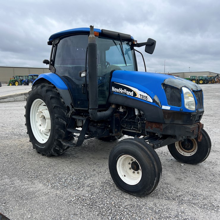 NEW HOLLAND TS115A