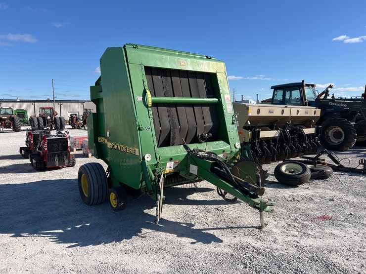 john-deere-566-image-9