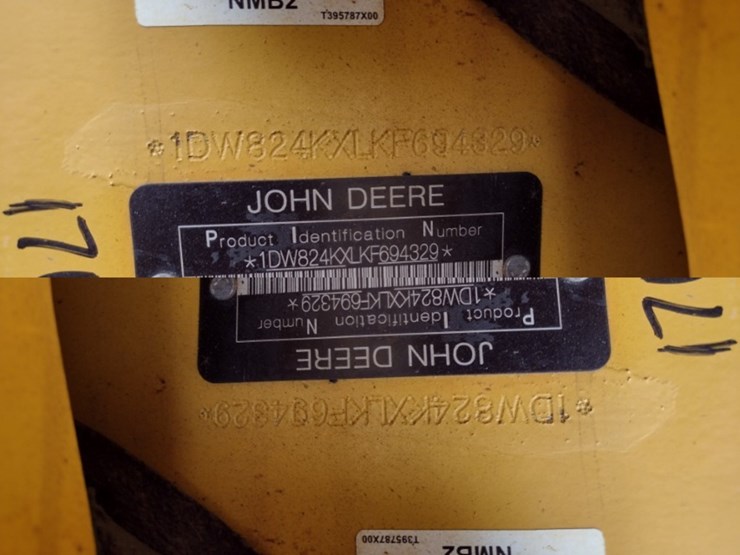 19-deere-824k-image-5