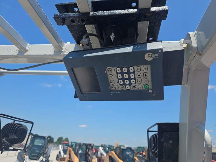 #203104-•-2017-unicarrier-mcp1f2a25-forklift-image-7