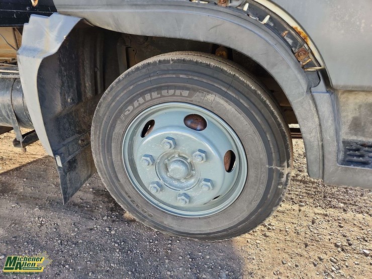 2004-hino-fb1817-image-11