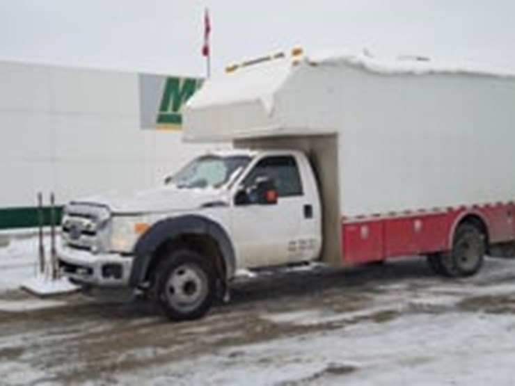 2012-ford-f550-image-5