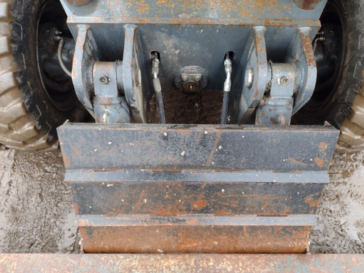 2005-gradall-xl3300-image-18