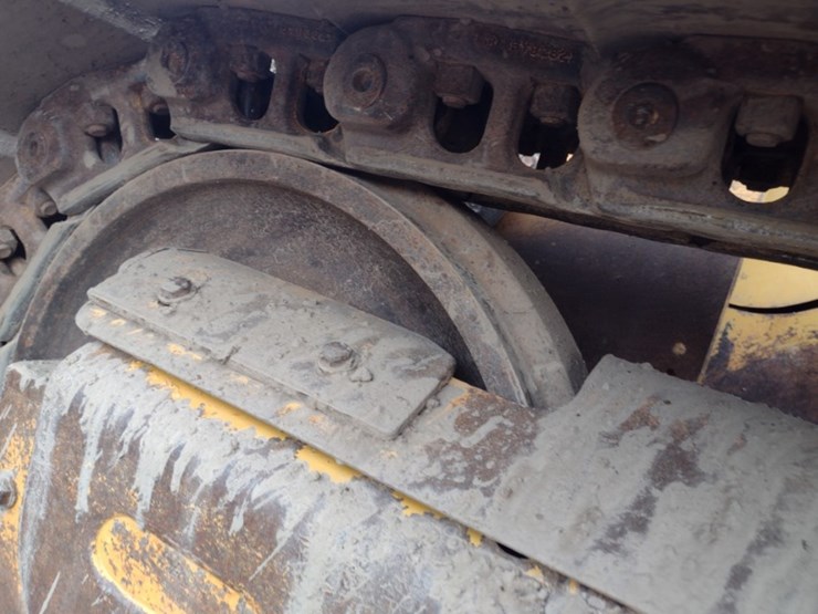 caterpillar-d5k2-lgp-image-27