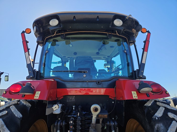 2013-versatile-260-image-14