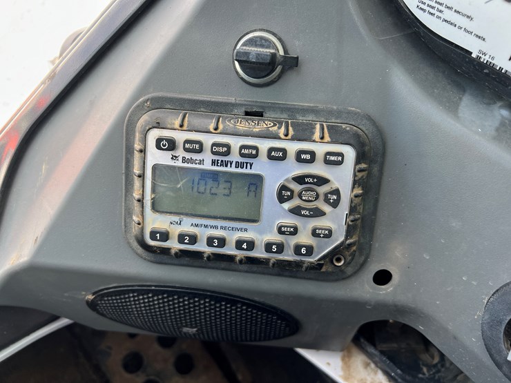 bobcat-t770-image-11