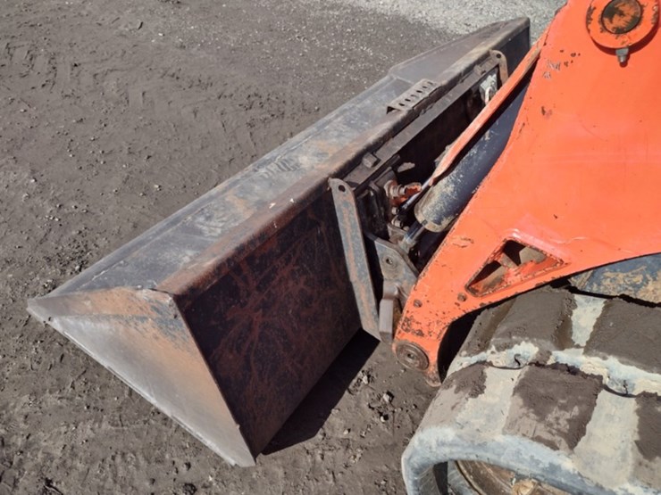 kubota-svl90-2-image-17