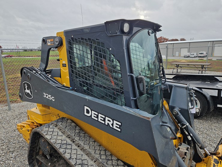 deere-325g-image-23