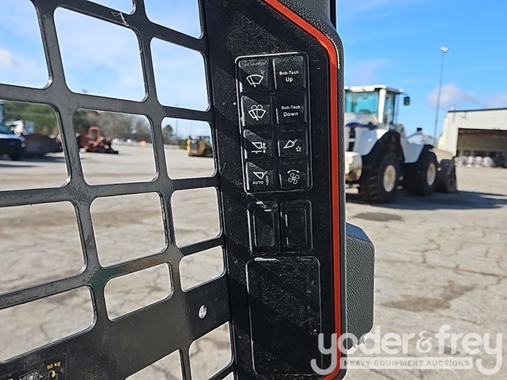 2022-bobcat-t66-image-29