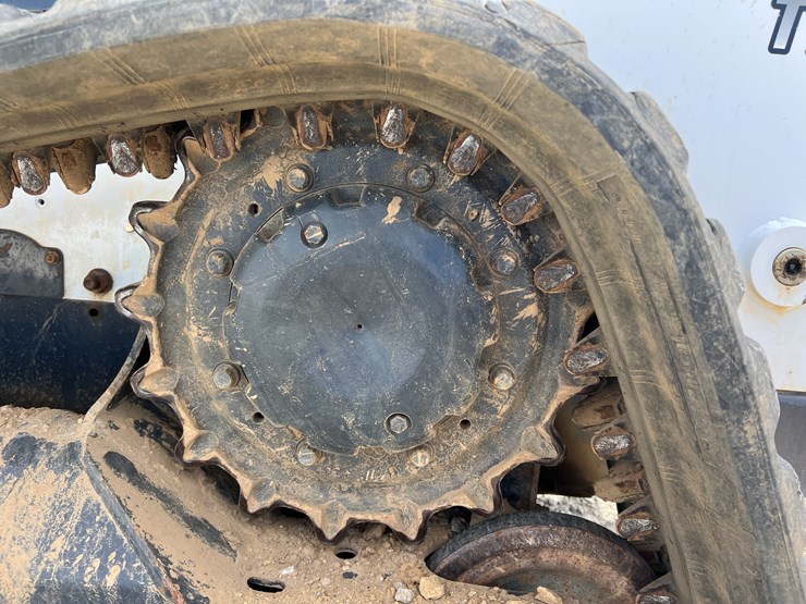 bobcat-t770-image-24