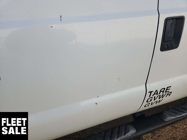 2006-ford-f550-image-48