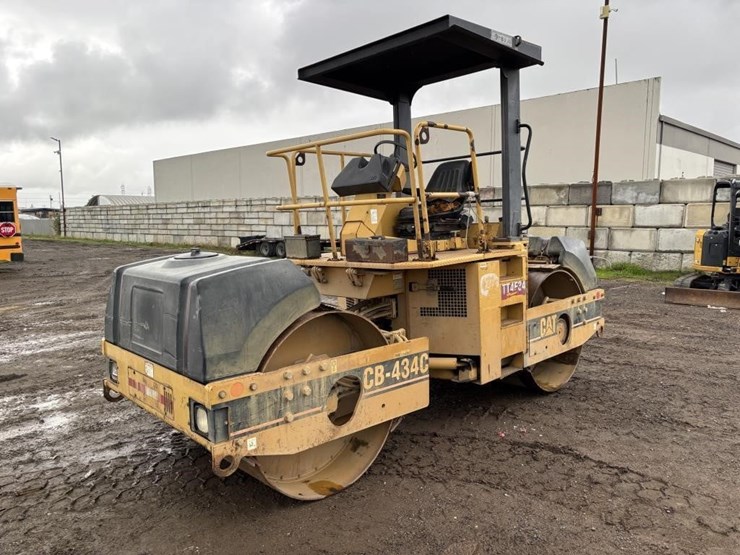 caterpillar-cb-434c-image-1