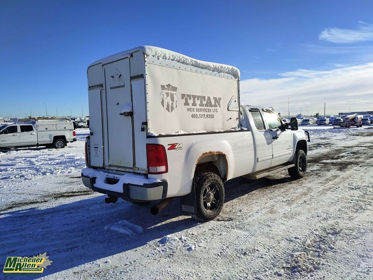 2009-gmc-sierra-3500hd-image-4
