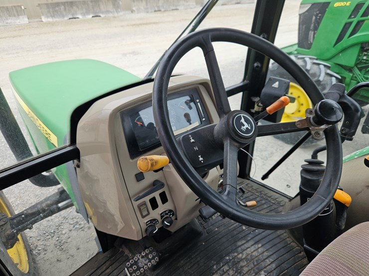 john-deere-5603-image-10