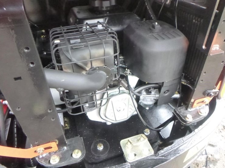 2025-tpm-18bs-hydraulic-excavator-image-25