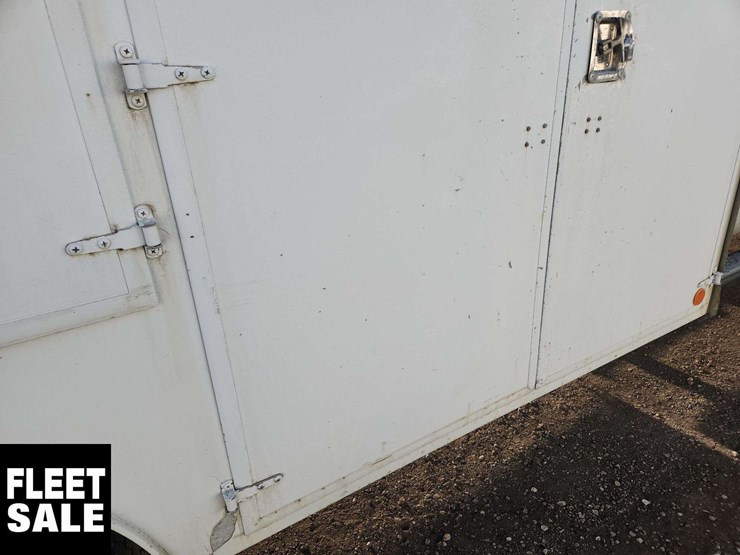 2006-ford-f550-image-47