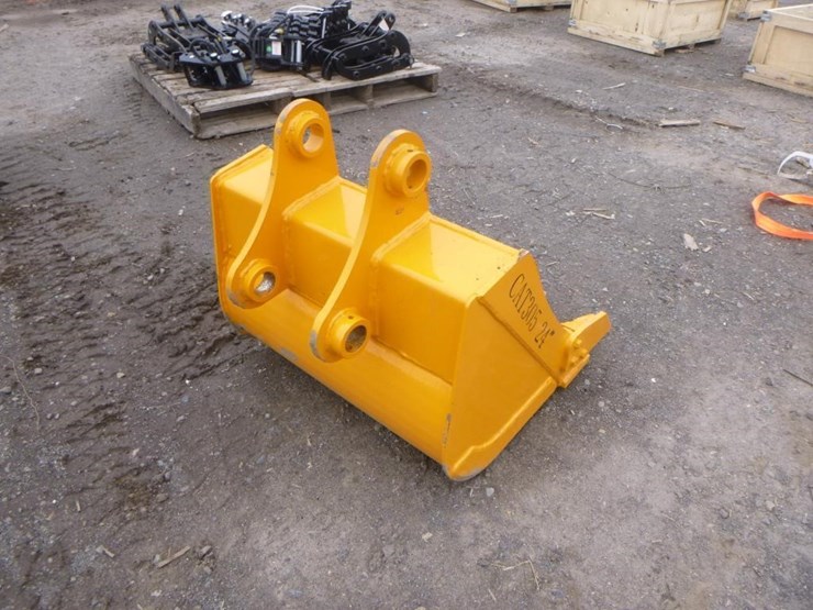 caterpillar-305-image-3