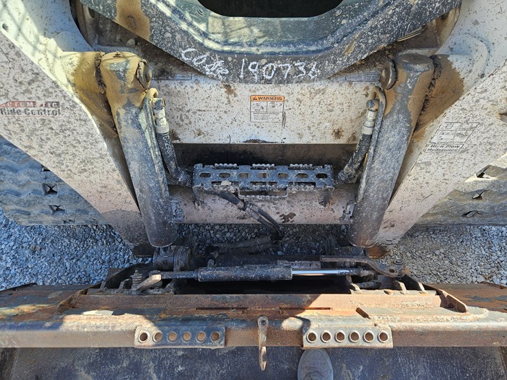 2020-bobcat-t870-image-6